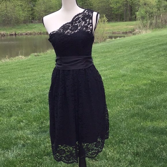 Tevolio Dresses & Skirts - NWT Tevolio Black Lace Dress
